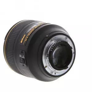 خرید لنز Nikon 85mm f1.4G